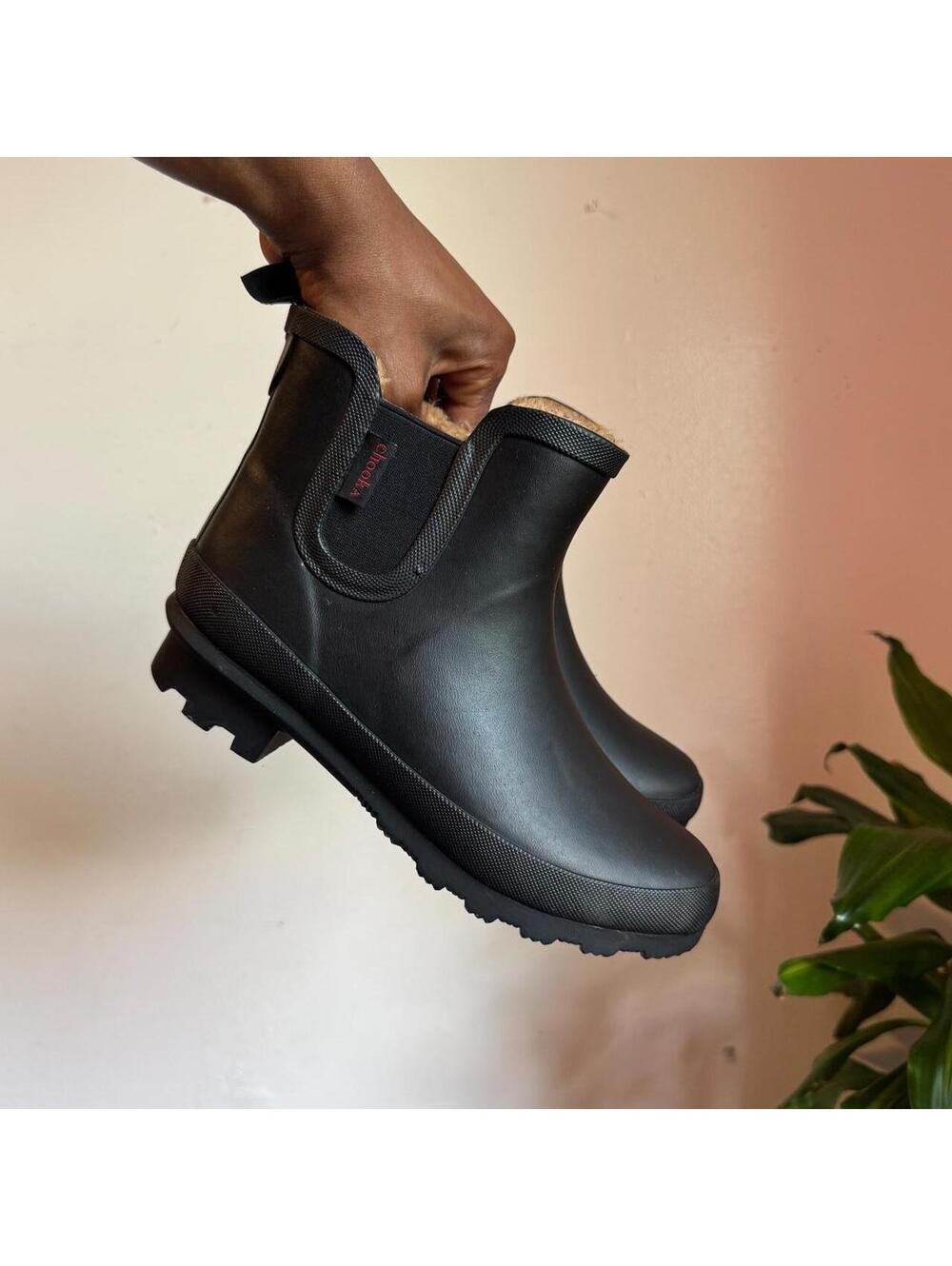 Chooka Plush Chelsea black Rain Boots Fleece Lined Womens US 7